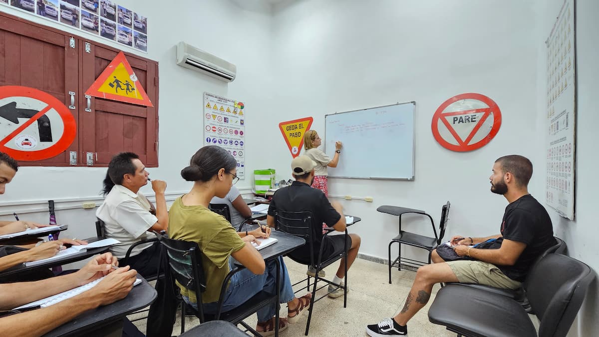 Miss & Míster Volante | Escuela de conducción