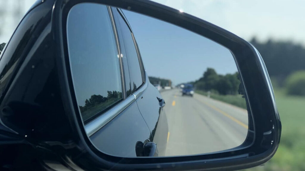 Ángulo muerto en los vehículos: qué es, dónde está y cómo evitarlo 8 Ángulo muerto en los vehículos: qué es, dónde está y cómo evitarlo